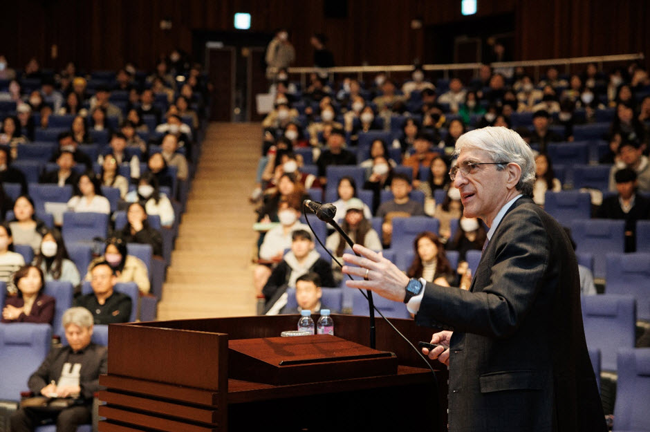 “Emotional Intelligence in the Lab, Workplace, and Classroom,” by President Peter Salovey of Yale University