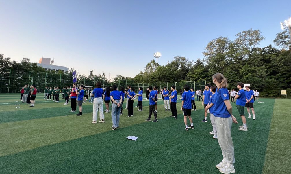 Group stretching