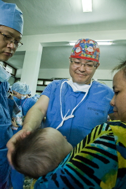 Professor BAEK Rong-Min